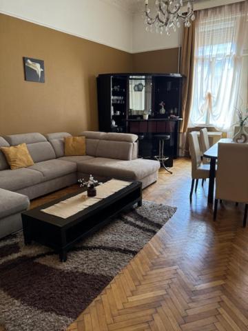 Izabella Home Budapest Exterior photo